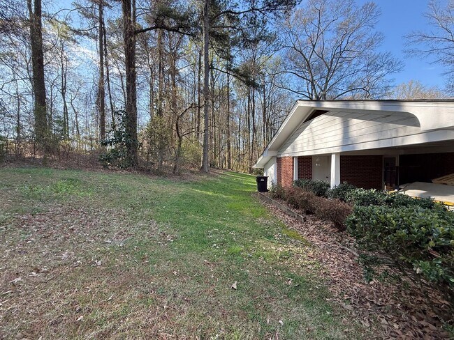 Foto del edificio - In City Limits!!!