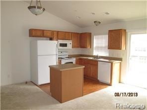 Building Photo - 2340 Arcadia Dr