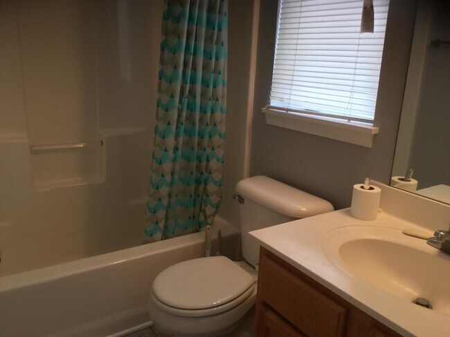 Foto del edificio - 1544 Timber Creek Dr