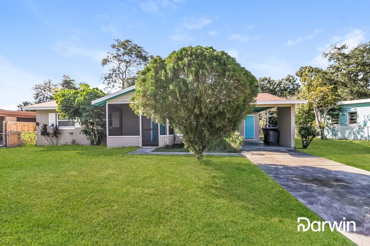 Foto principal - 2312 Savoy Dr