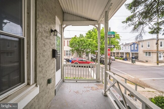 Building Photo - 455 Ripka St