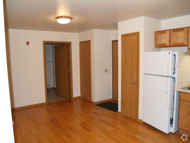 Dining Area- Pioneer Village Complex - Pioneer Village Apartments