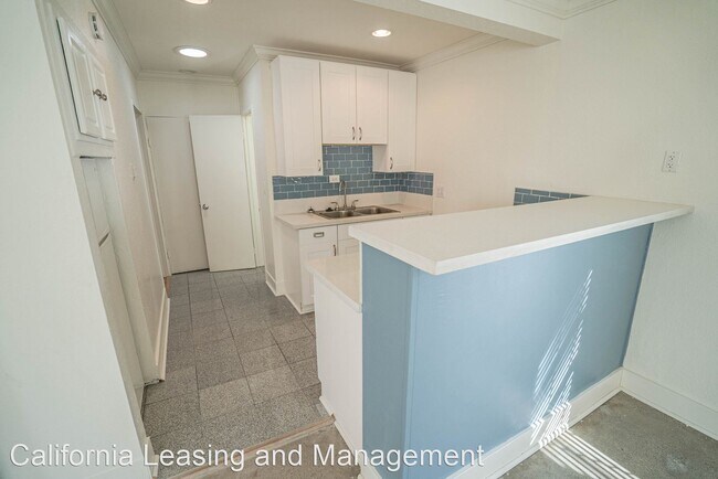 Building Photo - 1 br, 1 bath House - 25107 Everett Drive #B