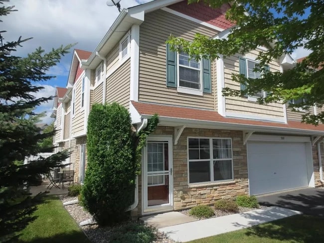 Building Photo - 15383 60th Ave N