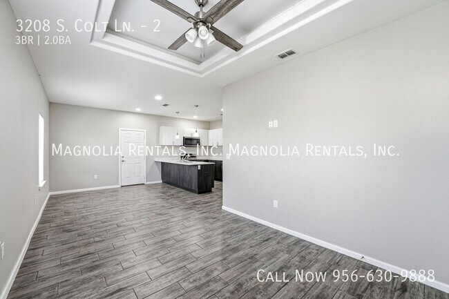 Foto del edificio - 3208 S Colt Ln