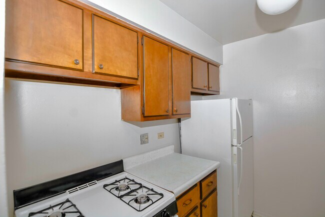 Foto del edificio - 660 W Wrightwood Ave