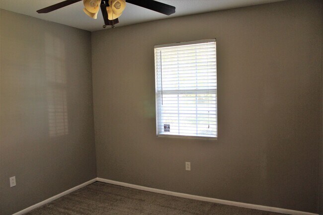 Foto del edificio - 3 bedroom 1.5 bath in Westwood Heights, Rincon