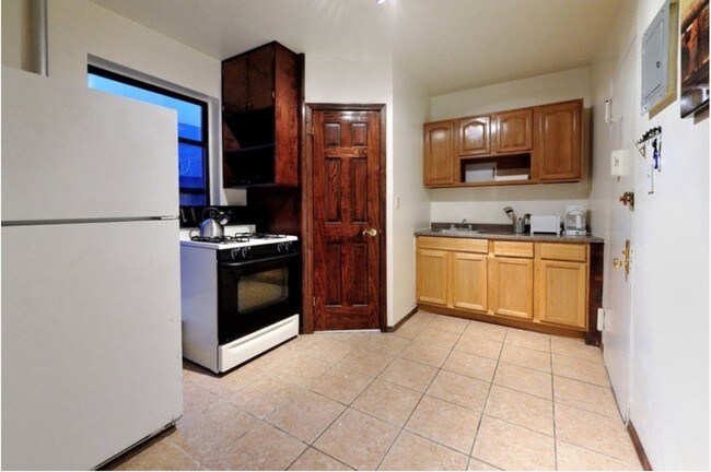 Foto del edificio - 152 E 118th St