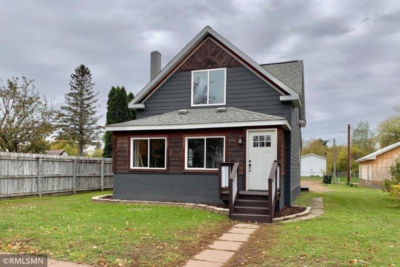 Primary Photo - 112 Viola Ave