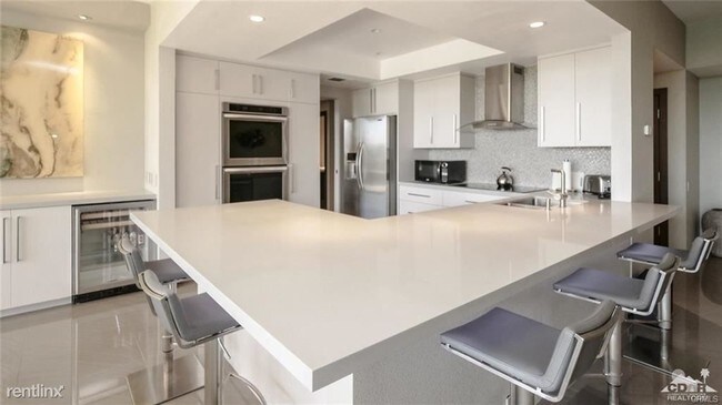 Foto del edificio - 2 br, 2 bath  - 899 Island Dr Apt 411