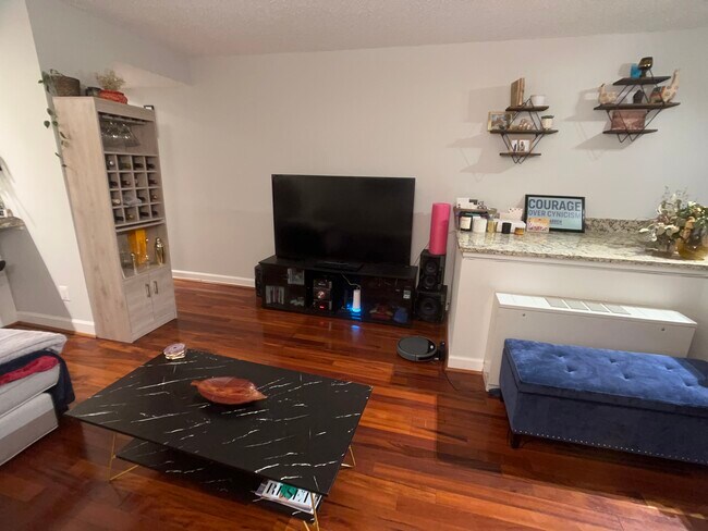 Foto del edificio - 1245 13th St NW