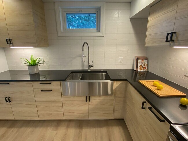 Foto del edificio - 6805 5th St NW