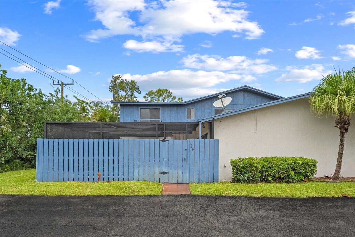 4749 Holly Lake Dr Lake Worth Beach, FL 33463 Alquileres en Lake