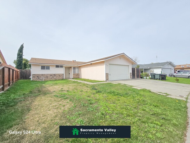 Building Photo - 8337 Sutter Buttes Way