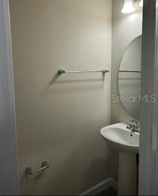 Foto del edificio - 11931 Thorncrest Dr