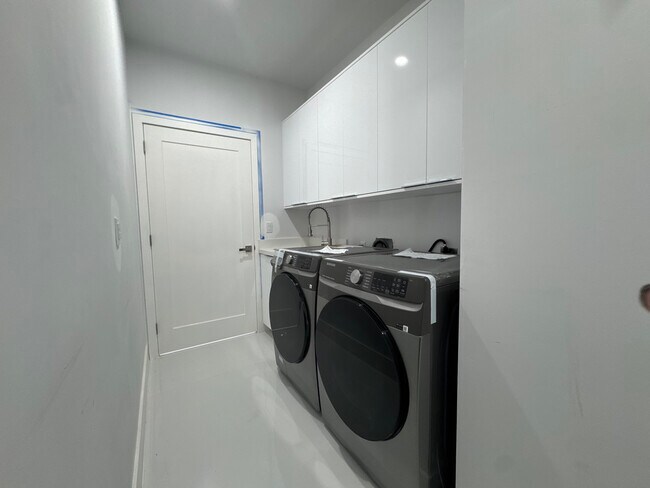 Foto del edificio - 1882 Coral Point Dr