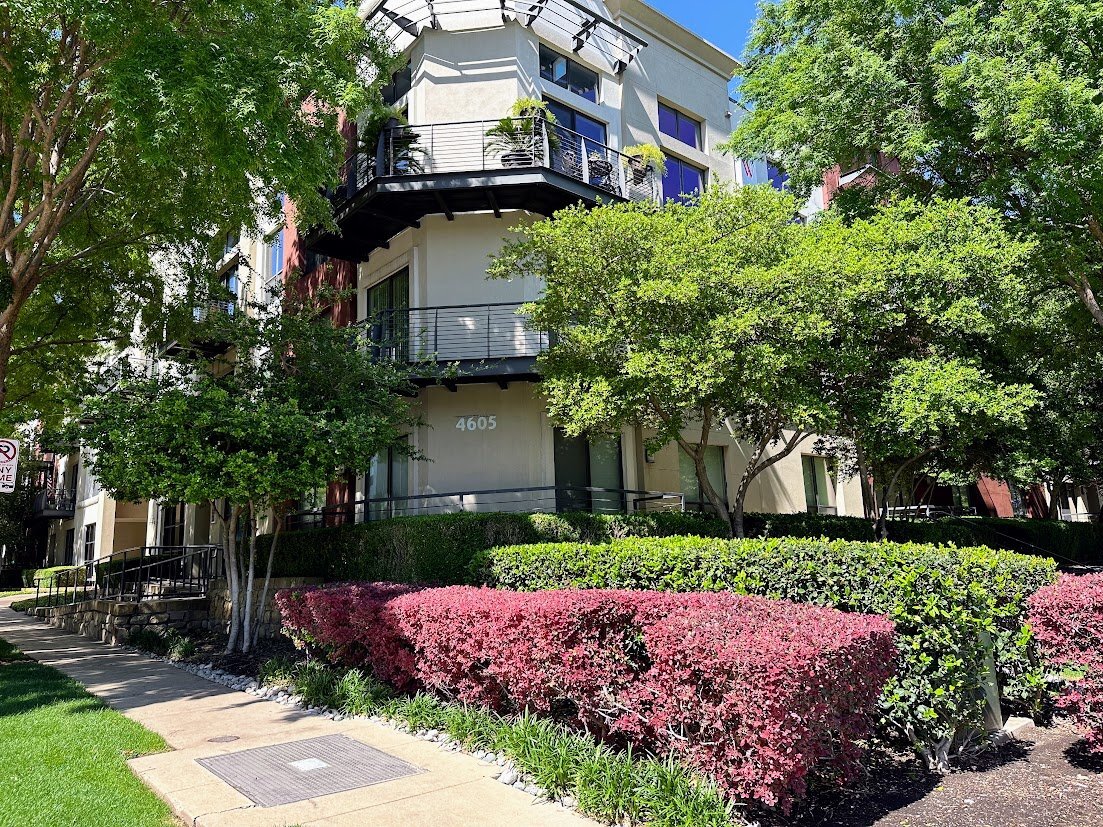 Primary Photo - This stunning condo offers a fitness cente...