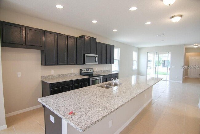Foto del edificio - 8125 Graycliff Ave