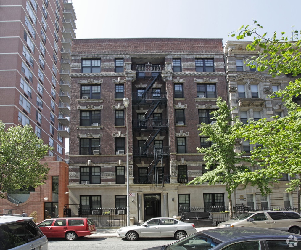 Building Photo - 522-524 W 112th St