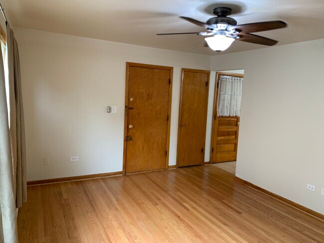 Fotografía del edificio - 4908 N Harlem Ave