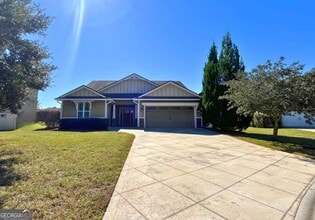 Building Photo - 242 Waters Edge Dr