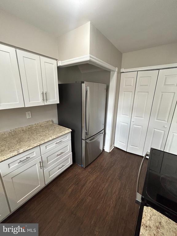 Foto del edificio - 508 Loch Lomond Dr