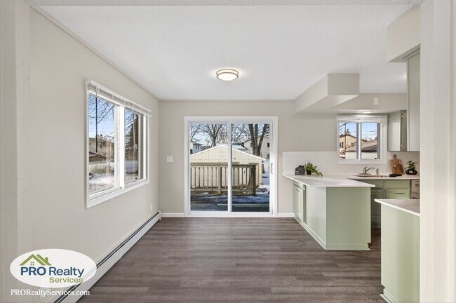 Foto del edificio - Recently Remodeled 4 Bedroom Home