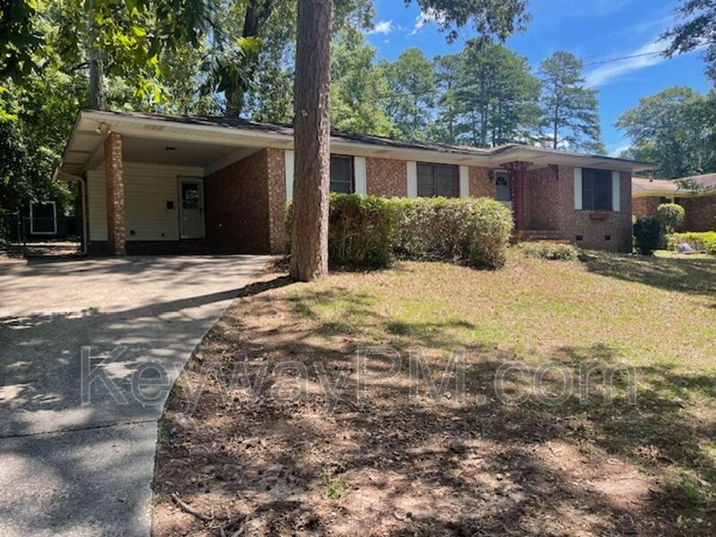 Primary Photo - 1125 Crestview Drive