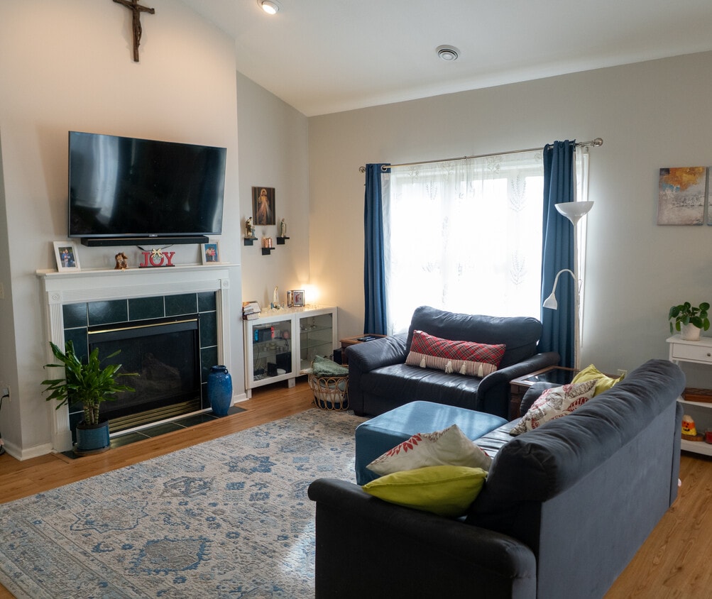 Living Room - W170N5540 Ridgewood Dr