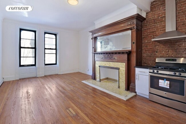 Building Photo - 672 St Marks Ave