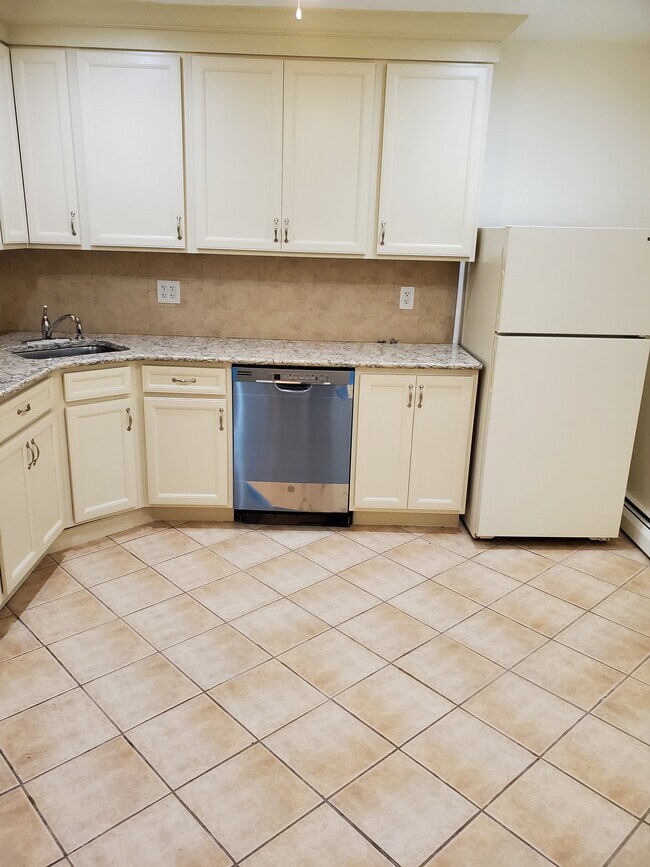 Foto del edificio - 8805 Pontiac St