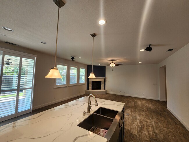 Foto del edificio - 1160 Brighton Way