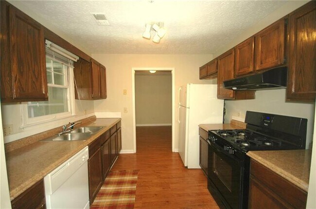 Building Photo - 294 E Burns Ct SW