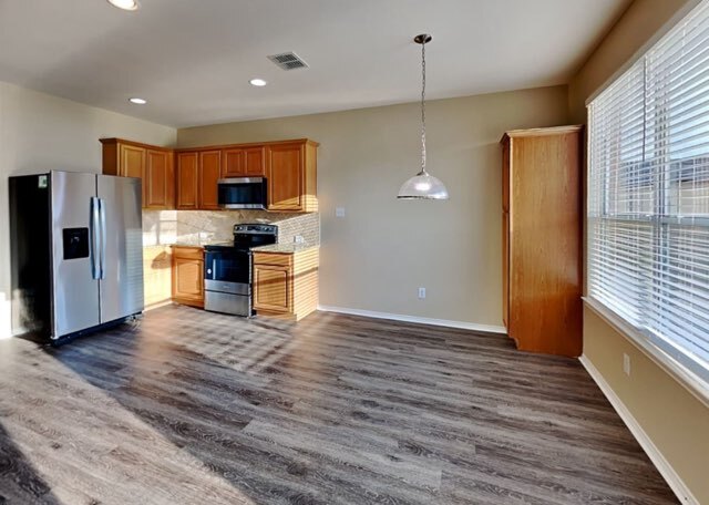 Building Photo - 1302 Spanish Moss Dr