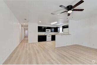Building Photo - 403 N Burdette Ave
