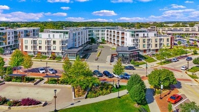 Building Photo - Emerald Row Apartments