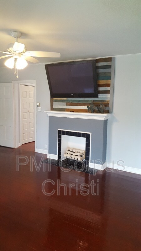 Building Photo - 325 S Morningside Dr