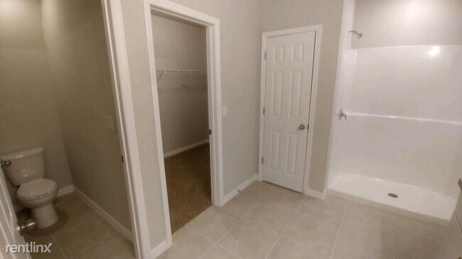 Foto del edificio - 3 br, 2 bath House - 2510 Jarvis St