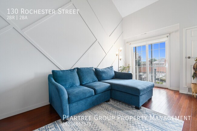 Photo du bâtiment - Radiant Rochester-2 bed/2 bath condo in Ch...