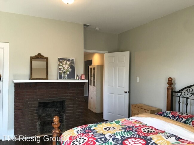 Building Photo - 2 br, 1.5 bath House - 567 Ox Bow Road