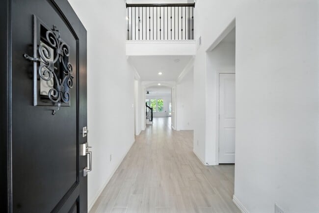 Foto del edificio - 15011 Old Horseshoe Lake Dr