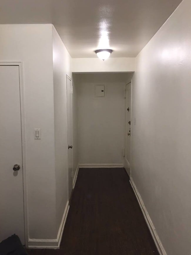 Building Photo - 367 Avenue S