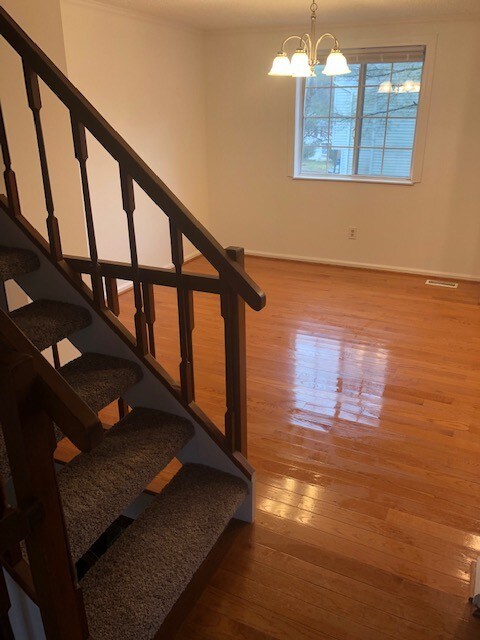 Building Photo - 3343 Wyndale Ct
