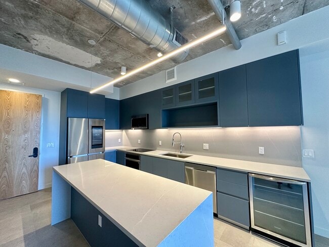 Building Photo - 108 NW 27th St