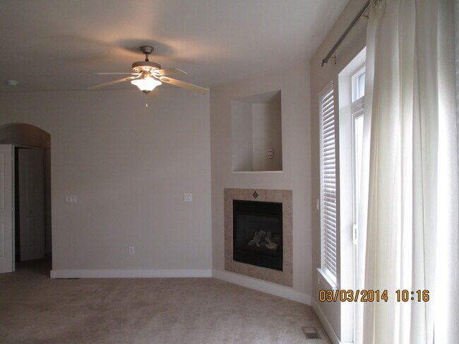 Building Photo - ra1052