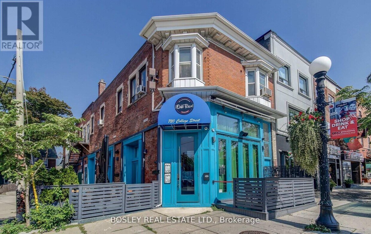 Photo principale - 720 College St