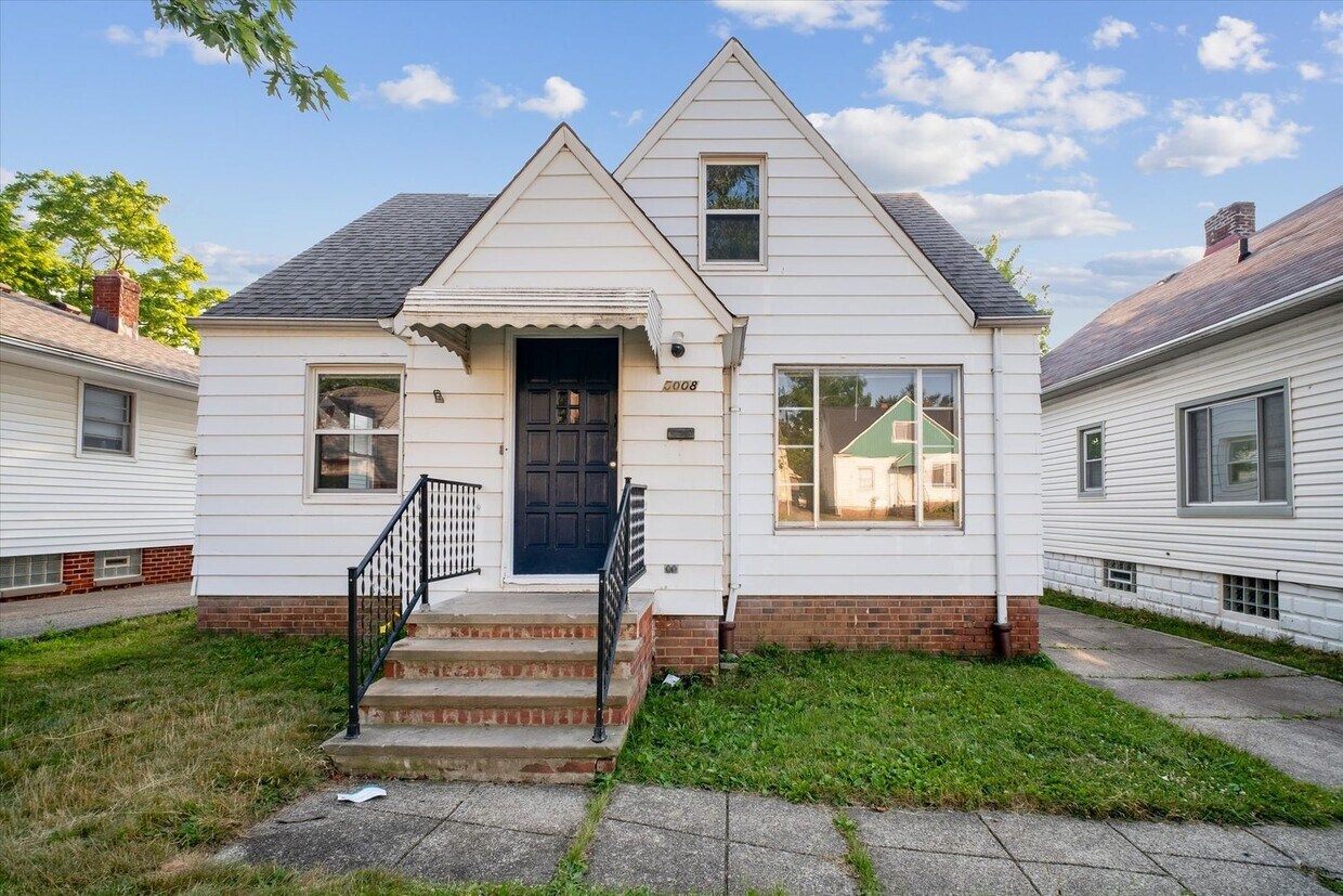 Primary Photo - 5008 E 86th St