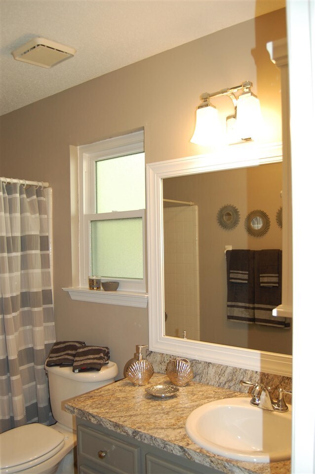 Foto del edificio - 1777 Copperfield Cir
