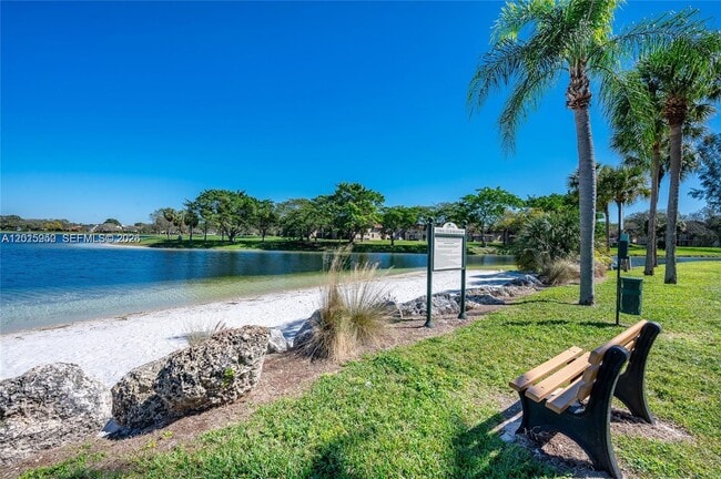 Foto del edificio - 15067 SW 103rd Terrace