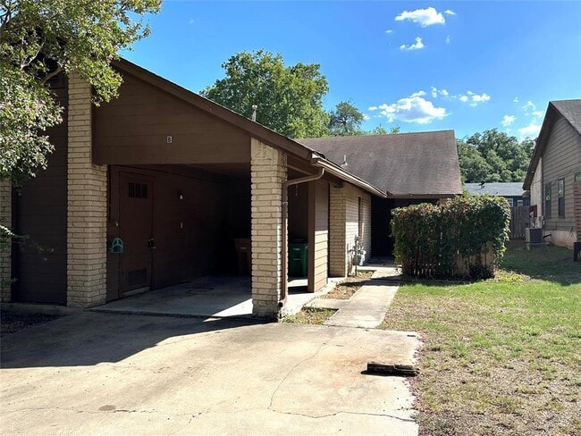Foto del edificio - 903 Milford Way
